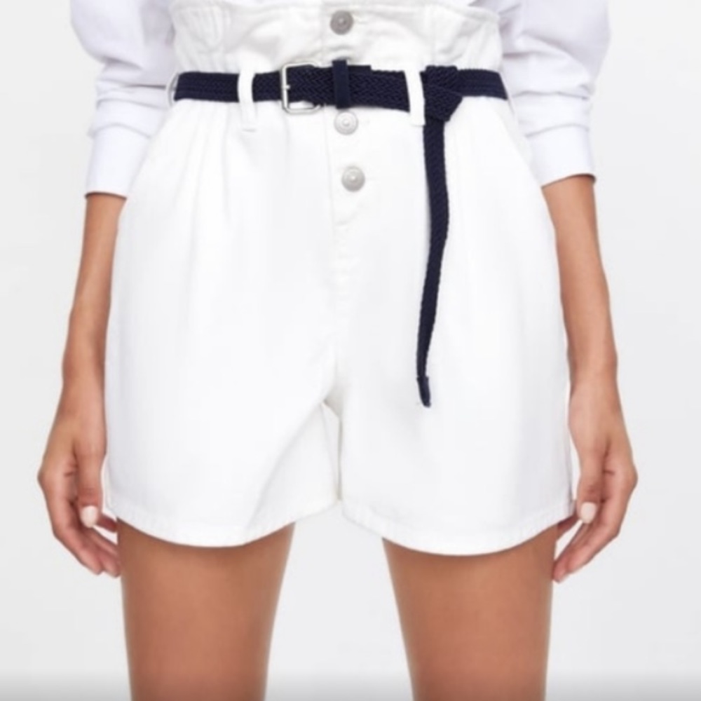 New Zara Paperbag short with belt nwot